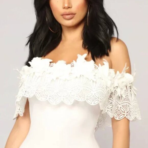 Fashion Nova NWT White Floral Lace Body con Midi Dress size L - Picture 3 of 12